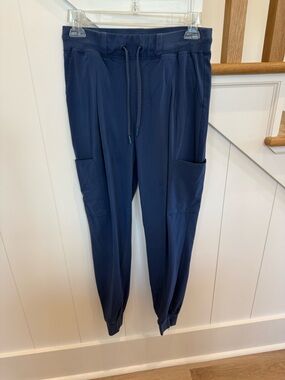 Jaanuu Midnight Navy Blue Jogger Scrub Pants Size small